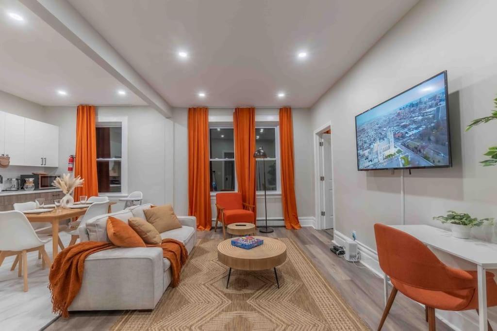 Pumpkin Premise By Airport, 5 Beds, Sleeps 8, Book 7 Days, Get 20 Percent Off Apartamento Newark Exterior foto